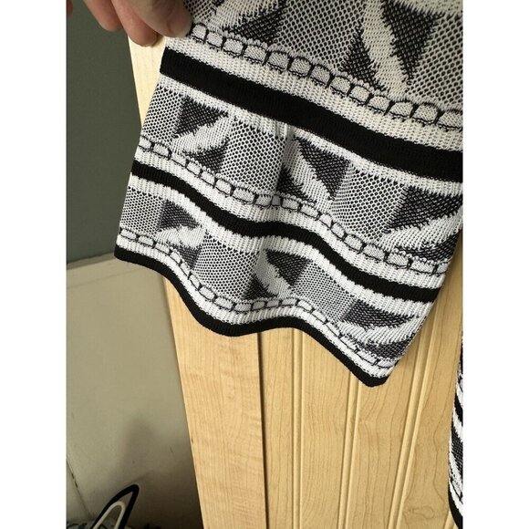 Ming Wang Black White Geometric Pattern Knit 3/4 Bell Sleeve Cardigan Size M - Picture 4 of 5